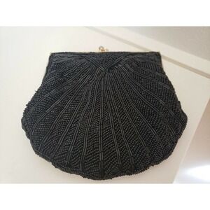 Beaded Clam Shell Style Talbot purse with gold chain